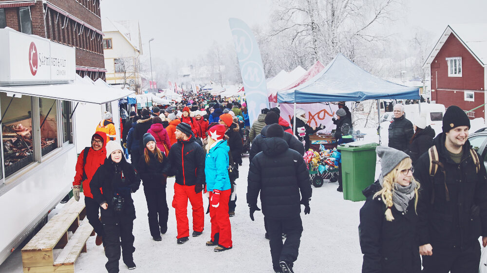 Schweden Winterurlaub Jokkmokk Samen Markt Reiseblog Testbericht